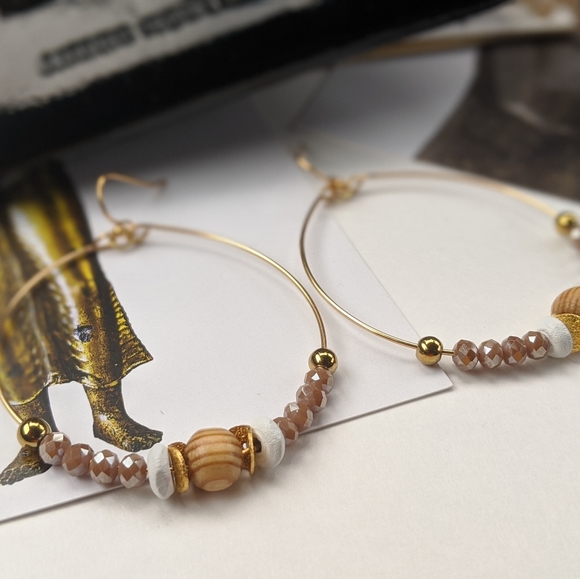 Simply Mahari Jewelry - Mahari Minimalist Hoop Simply Mahari Jewelry - Mahari Minimalist Hoop